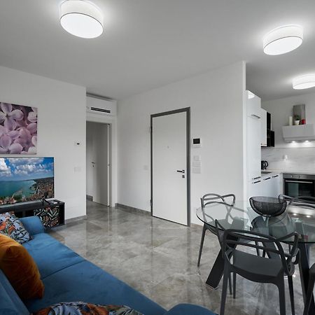 דסנזאנו דל גארדה Villa Karolina מראה חיצוני תמונה
